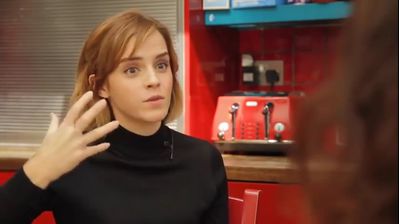 EmmaWatsonFan-nl_2016OurSharedShelf-InCoversationWithCaitlinMoran1818.jpg