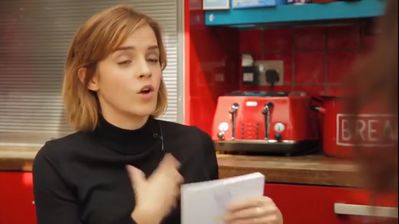 EmmaWatsonFan-nl_2016OurSharedShelf-InCoversationWithCaitlinMoran1831.jpg