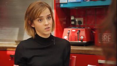 EmmaWatsonFan-nl_2016OurSharedShelf-InCoversationWithCaitlinMoran1834.jpg