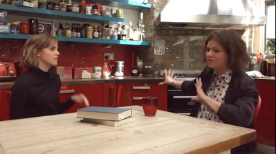 EmmaWatsonFan-nl_2016OurSharedShelf-InCoversationWithCaitlinMoran1893.jpg