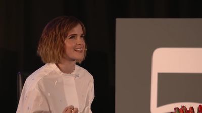 EmmaWatsonFan-nl_2016OurSharedShelf-InCoversationWithGloriaSteinem0136.jpg