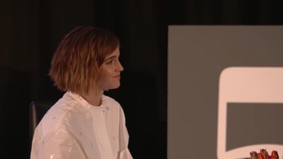 EmmaWatsonFan-nl_2016OurSharedShelf-InCoversationWithGloriaSteinem0305.jpg