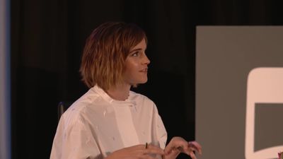 EmmaWatsonFan-nl_2016OurSharedShelf-InCoversationWithGloriaSteinem0495.jpg