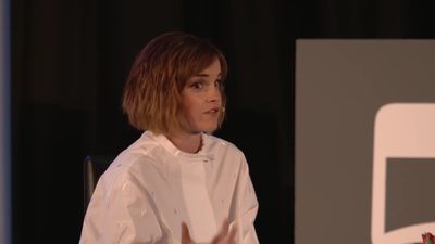 EmmaWatsonFan-nl_2016OurSharedShelf-InCoversationWithGloriaSteinem0513.jpg