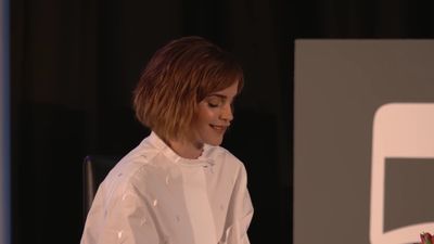 EmmaWatsonFan-nl_2016OurSharedShelf-InCoversationWithGloriaSteinem0517.jpg