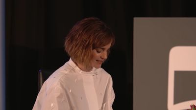 EmmaWatsonFan-nl_2016OurSharedShelf-InCoversationWithGloriaSteinem0519.jpg