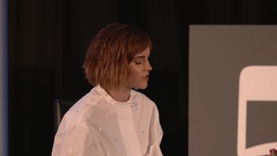 EmmaWatsonFan-nl_2016OurSharedShelf-InCoversationWithGloriaSteinem0544.jpg