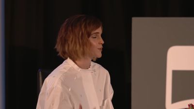 EmmaWatsonFan-nl_2016OurSharedShelf-InCoversationWithGloriaSteinem0547.jpg