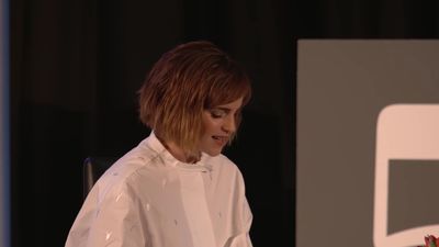 EmmaWatsonFan-nl_2016OurSharedShelf-InCoversationWithGloriaSteinem0637.jpg