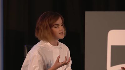 EmmaWatsonFan-nl_2016OurSharedShelf-InCoversationWithGloriaSteinem0641.jpg