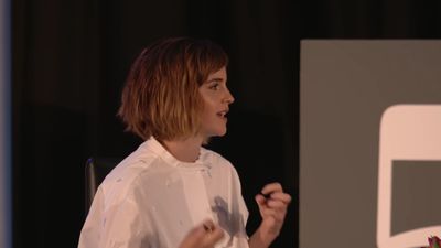 EmmaWatsonFan-nl_2016OurSharedShelf-InCoversationWithGloriaSteinem0679.jpg