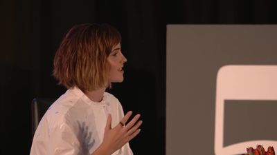 EmmaWatsonFan-nl_2016OurSharedShelf-InCoversationWithGloriaSteinem0991.jpg