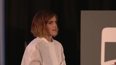 EmmaWatsonFan-nl_2016OurSharedShelf-InCoversationWithGloriaSteinem1237.jpg