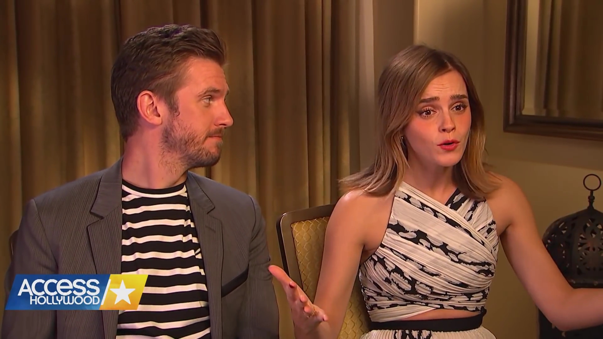 EmmaWatsonFan-dot-nl_2017AccesHollywood0023.jpg EmmaWatsonFan-dot-nl_2017AccesHollywood0023.jpg