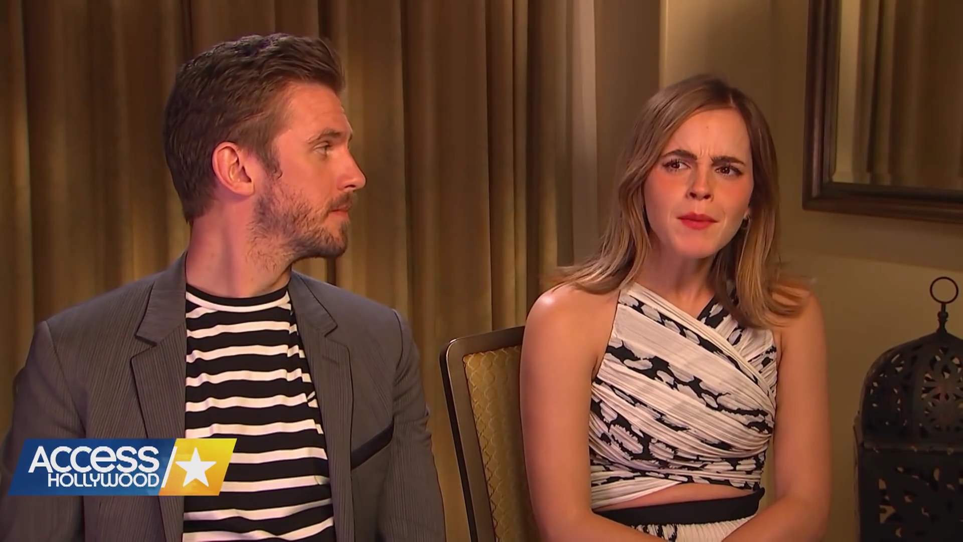 EmmaWatsonFan-dot-nl_2017AccesHollywood0034.jpg EmmaWatsonFan-dot-nl_2017AccesHollywood0034.jpg