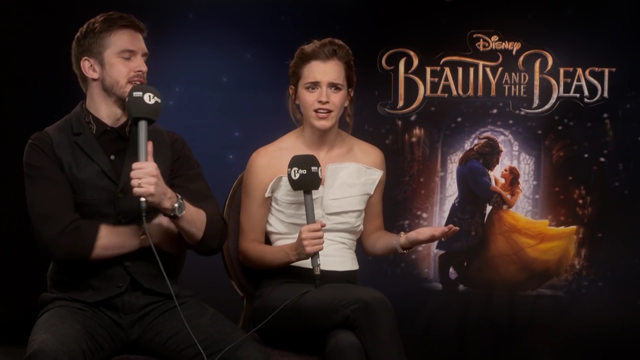 EmmaWatsonFan-dot-NL_2017BeautyAndTheBeastPressJunket-BBCRadio1Xtra0018.jpg