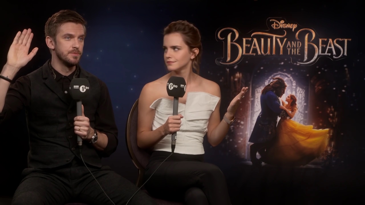 EmmaWatsonFan-dot-NL_2017BeautyAndTheBeastPressJunket-BBCRadio1Xtra0032.jpg