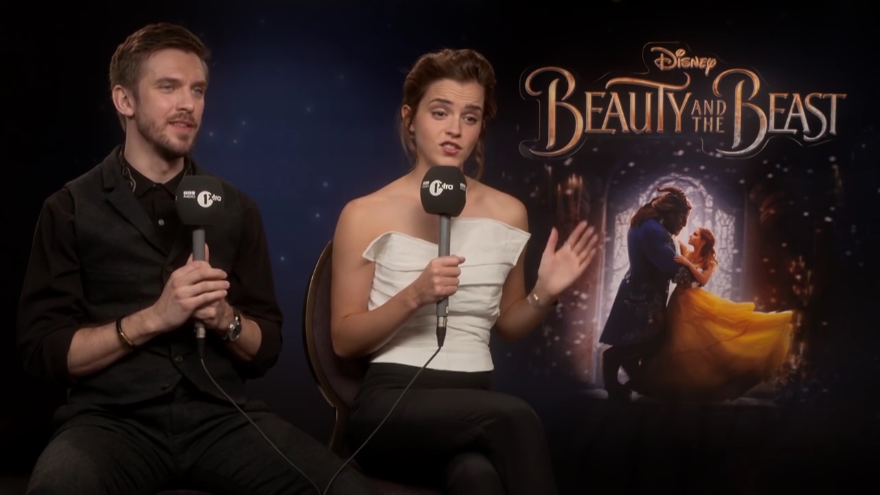 EmmaWatsonFan-dot-NL_2017BeautyAndTheBeastPressJunket-BBCRadio1Xtra0046.jpg