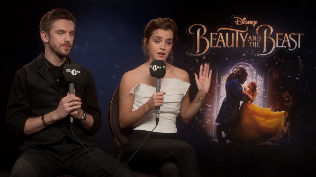EmmaWatsonFan-dot-NL_2017BeautyAndTheBeastPressJunket-BBCRadio1Xtra0047.jpg