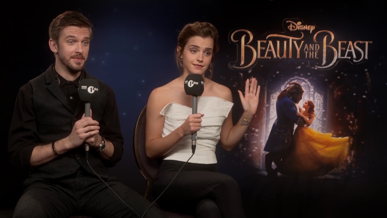 EmmaWatsonFan-dot-NL_2017BeautyAndTheBeastPressJunket-BBCRadio1Xtra0049.jpg
