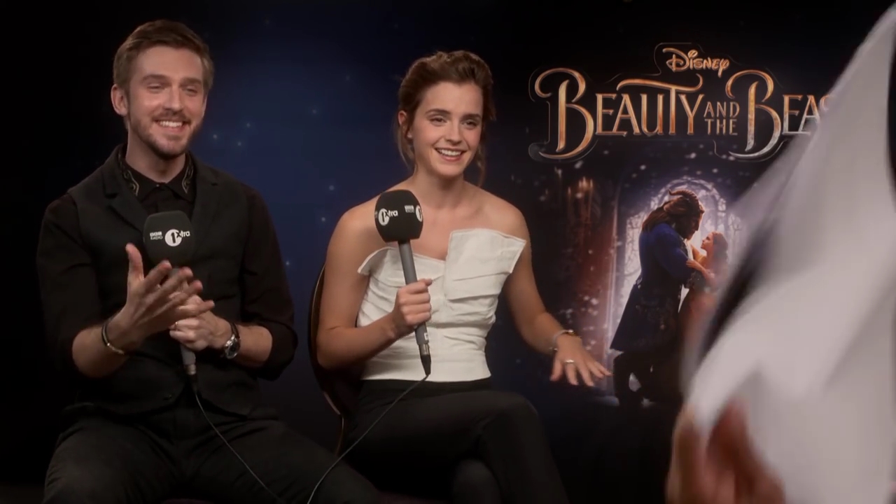 EmmaWatsonFan-dot-NL_2017BeautyAndTheBeastPressJunket-BBCRadio1Xtra0070.jpg EmmaWatsonFan-dot-NL_2017BeautyAndTheBeastPressJunket-BBCRadio1Xtra0070.jpg