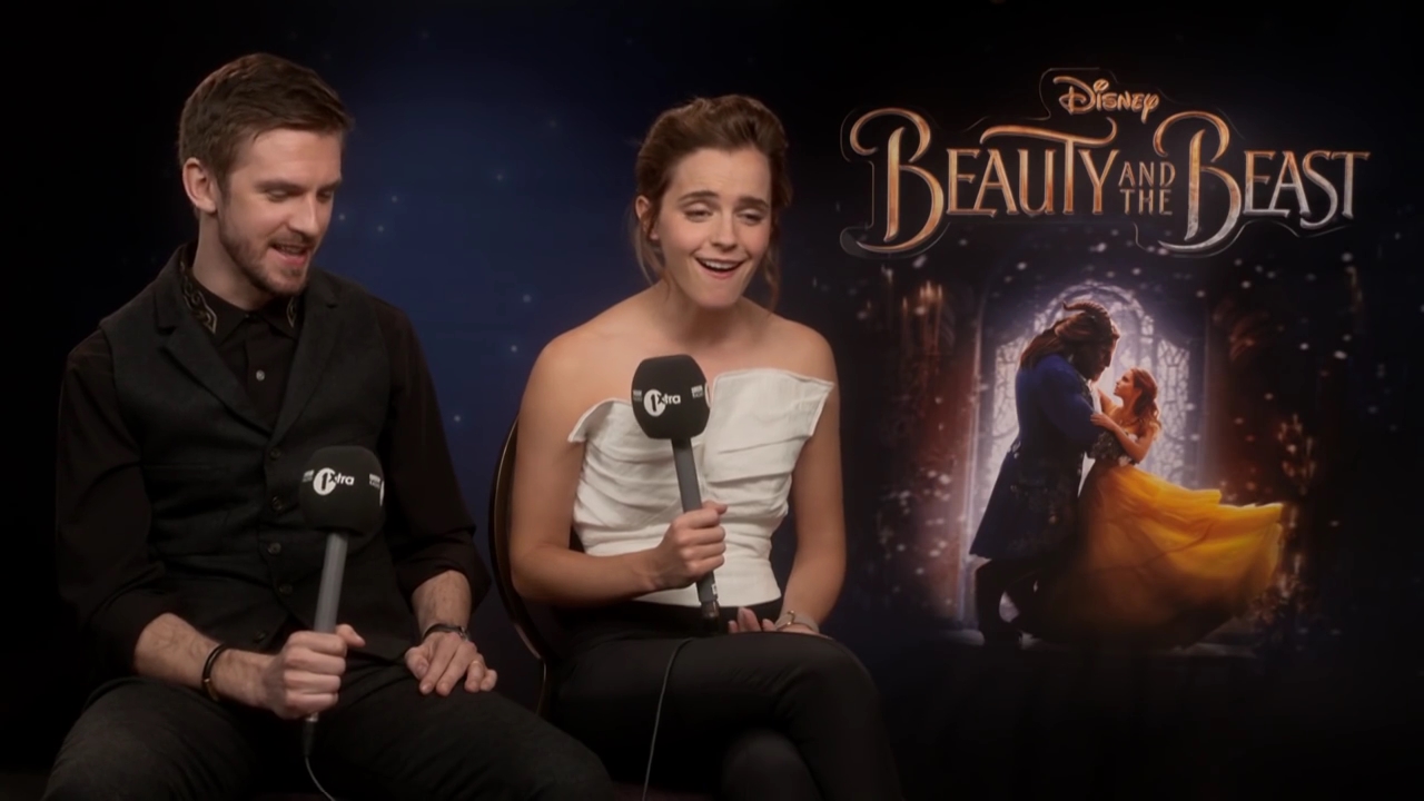 EmmaWatsonFan-dot-NL_2017BeautyAndTheBeastPressJunket-BBCRadio1Xtra0117.jpg