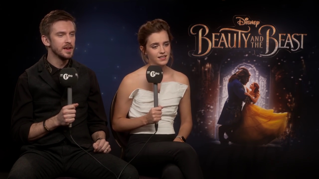 EmmaWatsonFan-dot-NL_2017BeautyAndTheBeastPressJunket-BBCRadio1Xtra0159.jpg
