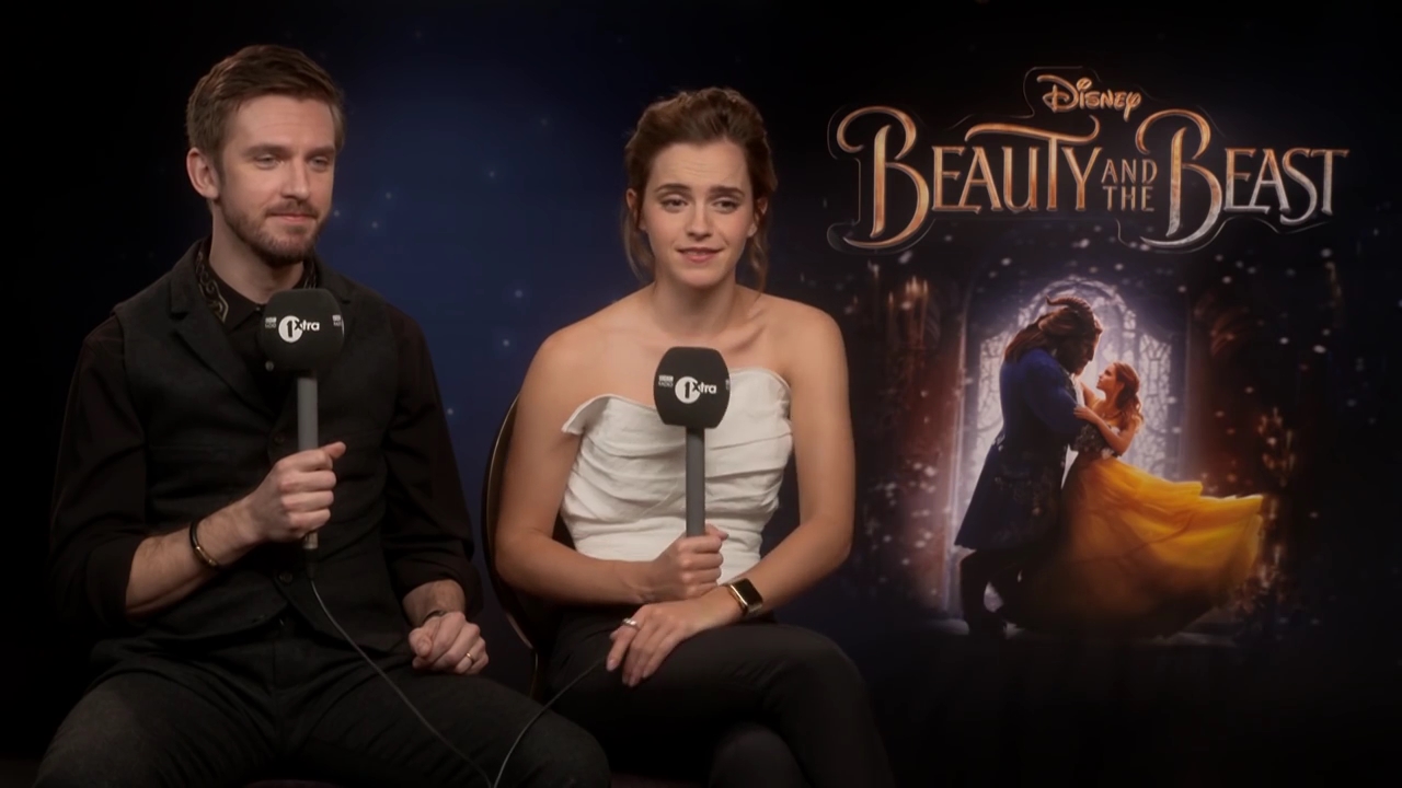 EmmaWatsonFan-dot-NL_2017BeautyAndTheBeastPressJunket-BBCRadio1Xtra0165.jpg