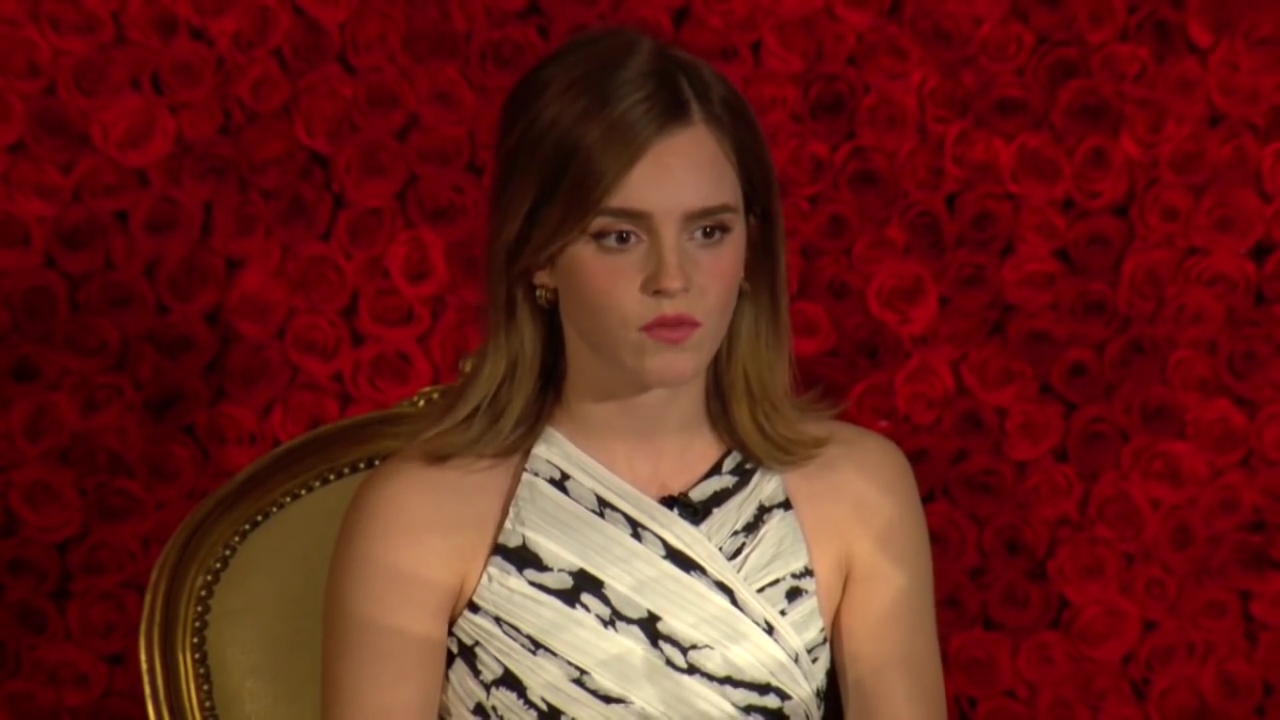 EmmaWatsonFan-dot-nl_BeautyAndTheBeastPersConferentieLA0337.jpg
