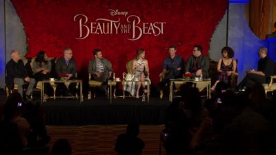 EmmaWatsonFan-dot-nl_BeautyAndTheBeastPersConferentieLA0308.jpg