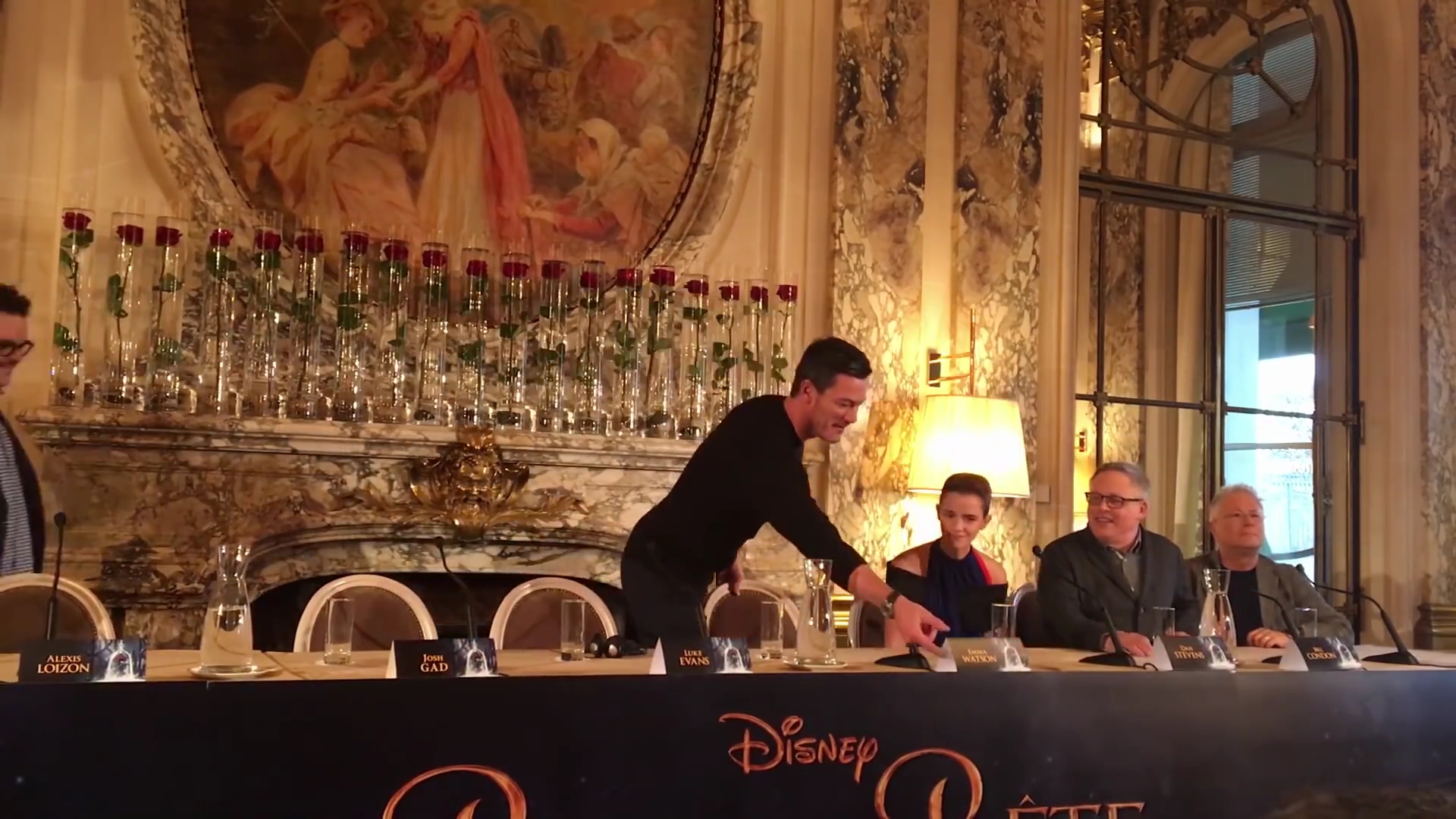 EmmaWatsonFan-dot-nl_BeautyAndTheBeastPersConferentieParijs0029.jpg EmmaWatsonFan-dot-nl_BeautyAndTheBeastPersConferentieParijs0029.jpg