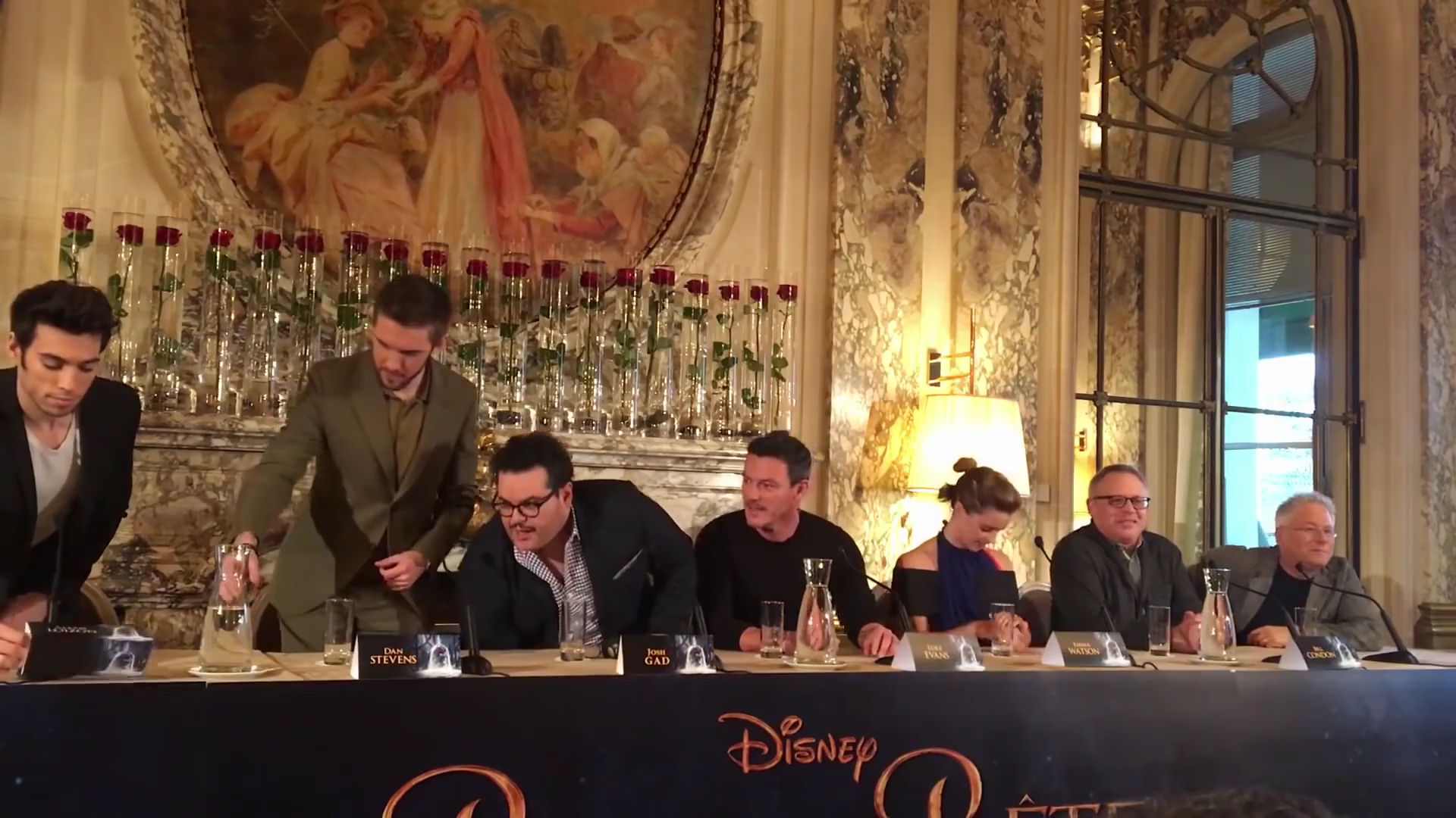 EmmaWatsonFan-dot-nl_BeautyAndTheBeastPersConferentieParijs0045.jpg EmmaWatsonFan-dot-nl_BeautyAndTheBeastPersConferentieParijs0045.jpg