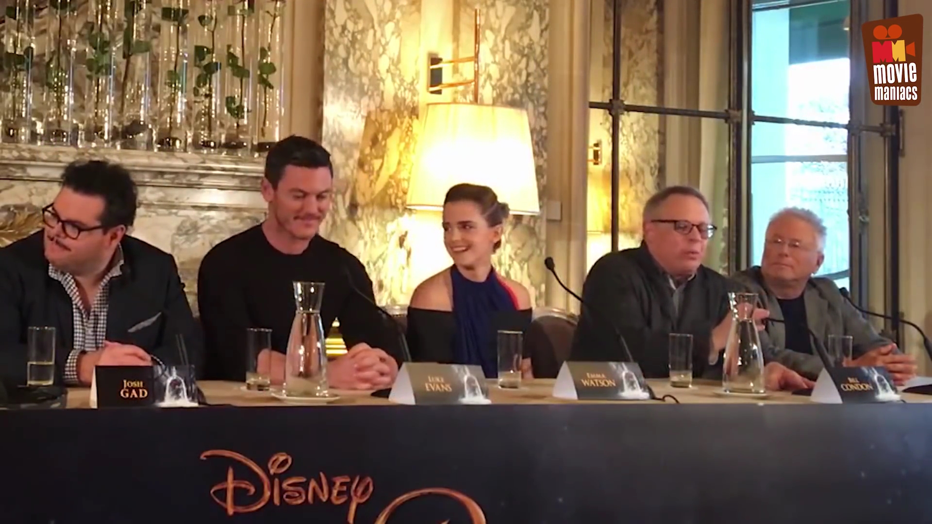 EmmaWatsonFan-dot-nl_BeautyAndTheBeastPersConferentieParijs0293.jpg EmmaWatsonFan-dot-nl_BeautyAndTheBeastPersConferentieParijs0293.jpg