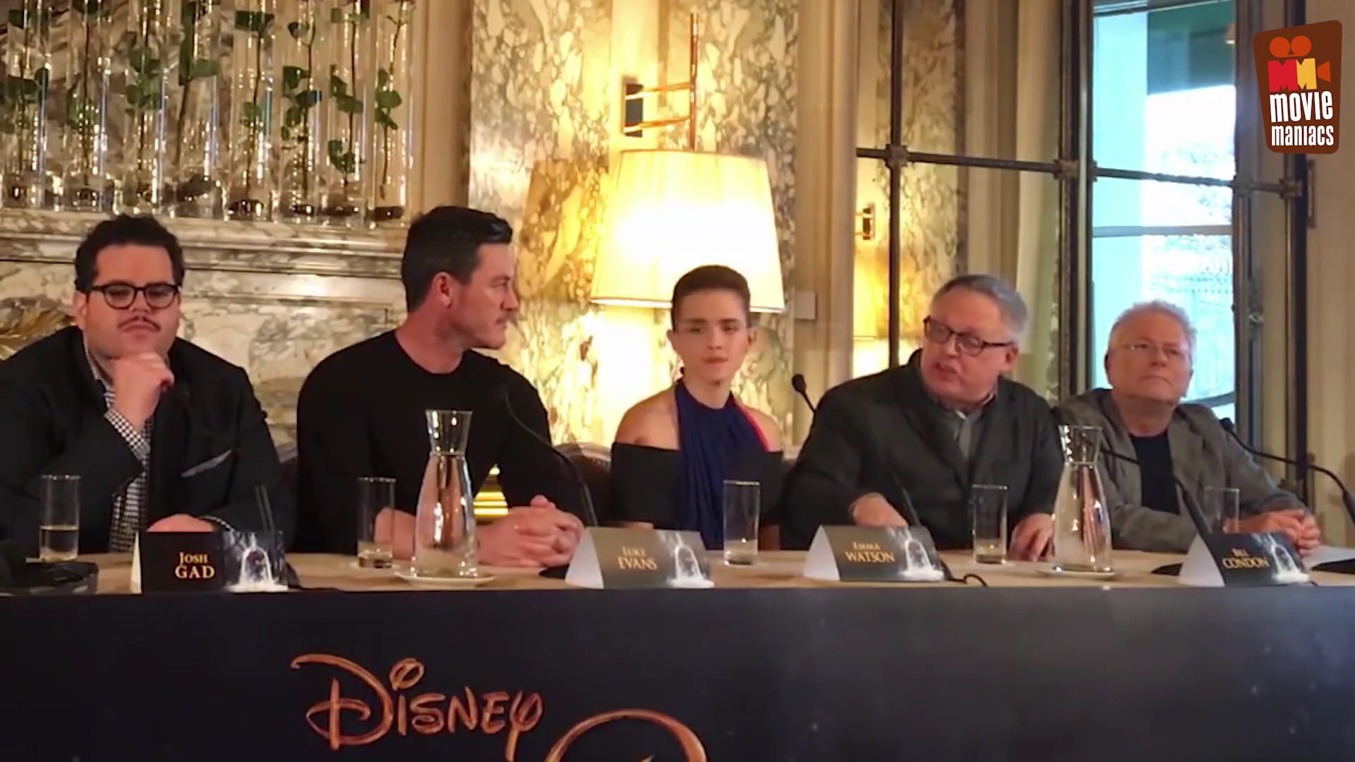 EmmaWatsonFan-dot-nl_BeautyAndTheBeastPersConferentieParijs0309.jpg EmmaWatsonFan-dot-nl_BeautyAndTheBeastPersConferentieParijs0309.jpg