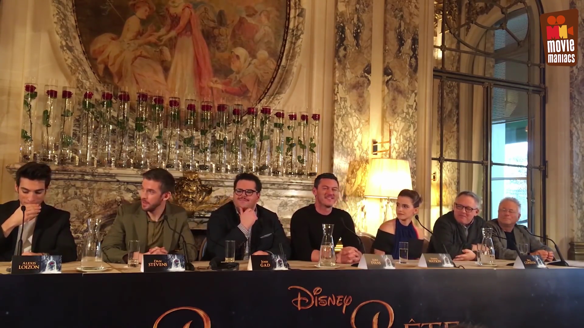 EmmaWatsonFan-dot-nl_BeautyAndTheBeastPersConferentieParijs0741.jpg