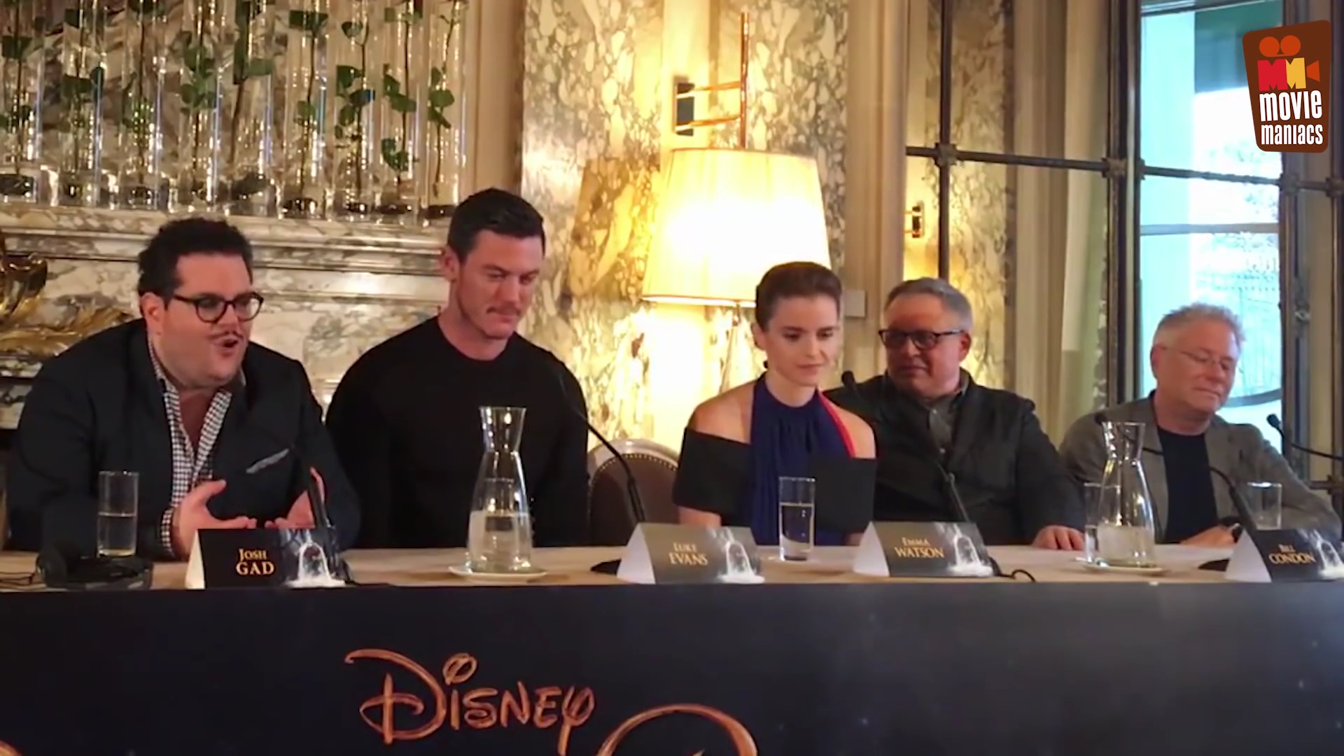 EmmaWatsonFan-dot-nl_BeautyAndTheBeastPersConferentieParijs1187.jpg