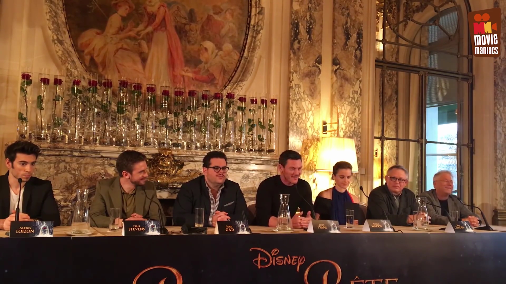 EmmaWatsonFan-dot-nl_BeautyAndTheBeastPersConferentieParijs1830.jpg