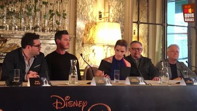 EmmaWatsonFan-dot-nl_BeautyAndTheBeastPersConferentieParijs1389.jpg