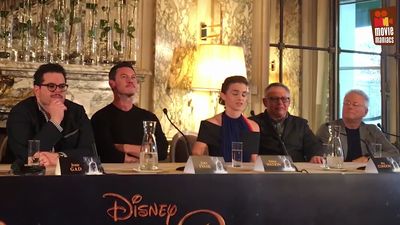 EmmaWatsonFan-dot-nl_BeautyAndTheBeastPersConferentieParijs1461.jpg