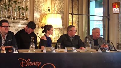 EmmaWatsonFan-dot-nl_BeautyAndTheBeastPersConferentieParijs1534.jpg