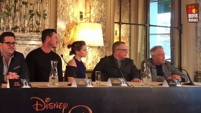 EmmaWatsonFan-dot-nl_BeautyAndTheBeastPersConferentieParijs1548.jpg