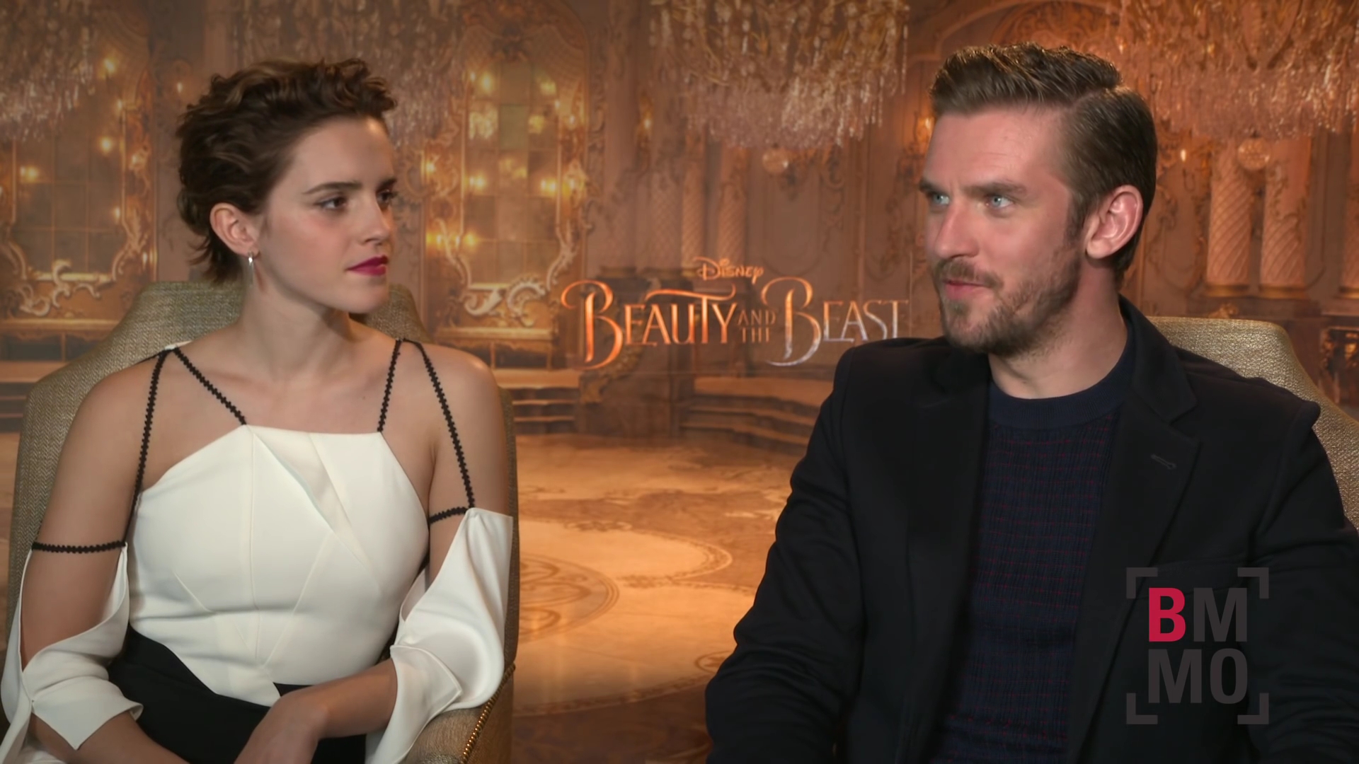 EmmaWatsonFan-dot-NL_2017BeautyAndTheBeastPressJunket-BigMovieMouthOff0148.jpg