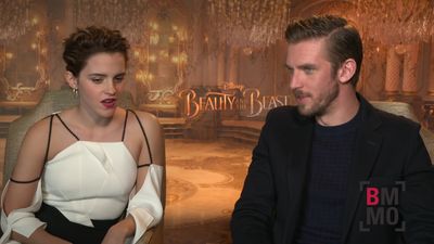 EmmaWatsonFan-dot-NL_2017BeautyAndTheBeastPressJunket-BigMovieMouthOff0177.jpg