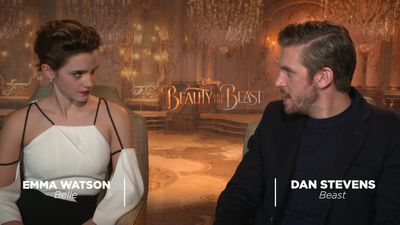 EmmaWatsonFan-dot-NL_2017BeautyAndTheBeastPressJunket-CinemaBlend0020.jpg