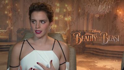 EmmaWatsonFan-dot-NL_2017BeautyAndTheBeastPressJunket-CinemaBlend0123.jpg