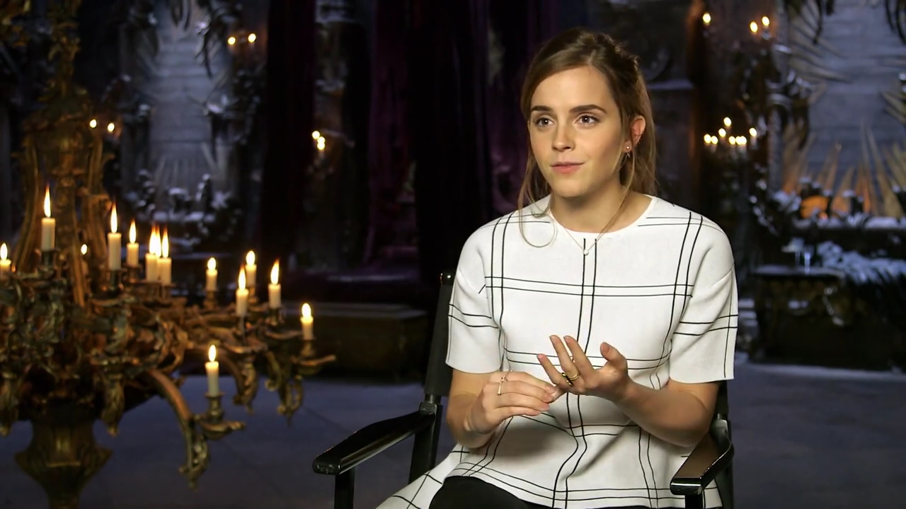 EmmaWatsonFan-dot-nl_BeautyAndtheBeastPressJunkets-FlickAndTheCity-1-0005.jpg