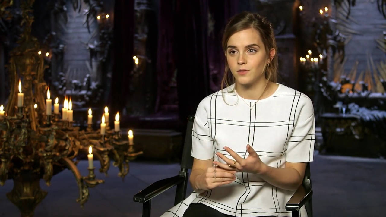 EmmaWatsonFan-dot-nl_BeautyAndtheBeastPressJunkets-FlickAndTheCity-1-0007.jpg