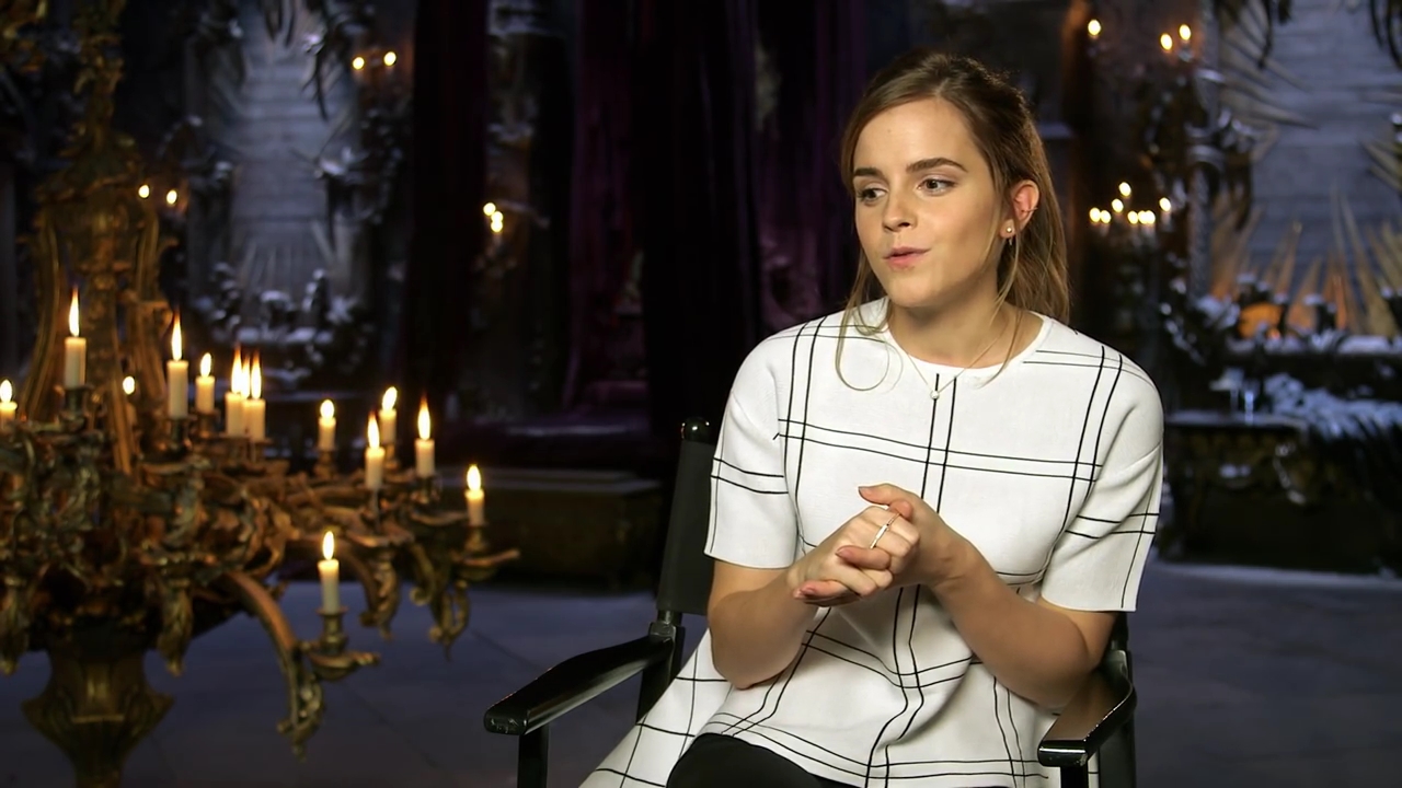 EmmaWatsonFan-dot-nl_BeautyAndtheBeastPressJunkets-FlickAndTheCity-1-0035.jpg