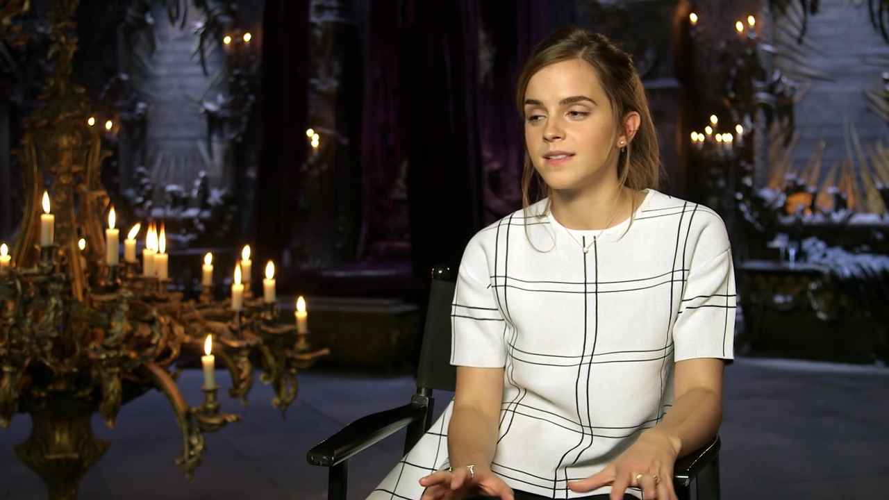 EmmaWatsonFan-dot-nl_BeautyAndtheBeastPressJunkets-FlickAndTheCity-1-0053.jpg
