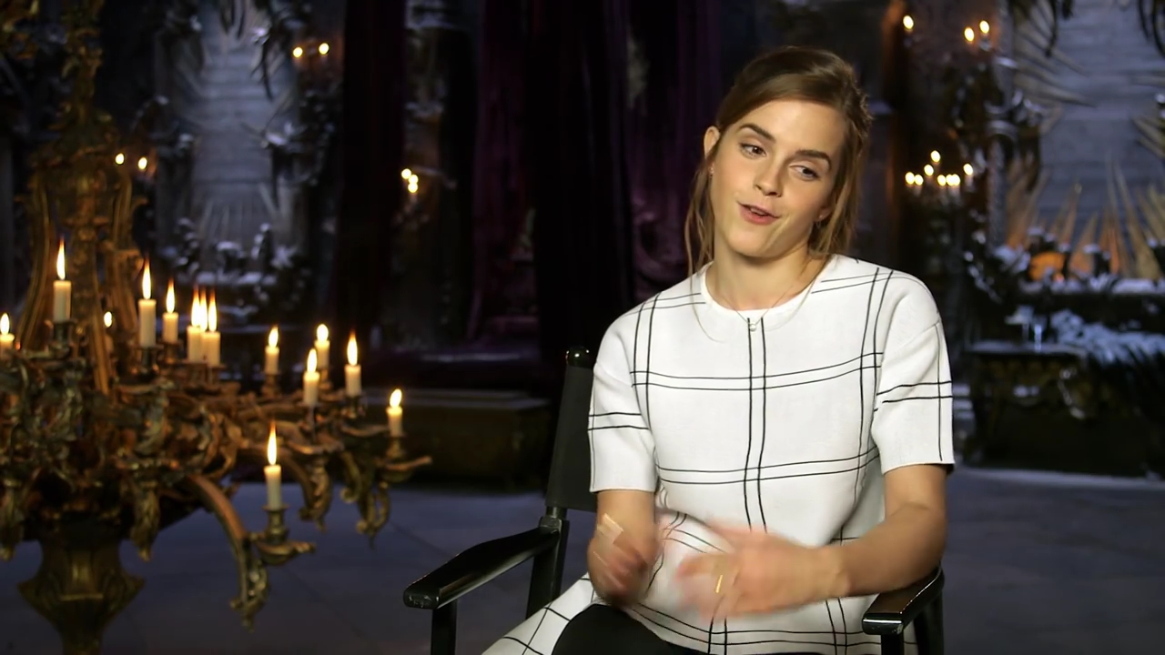 EmmaWatsonFan-dot-nl_BeautyAndtheBeastPressJunkets-FlickAndTheCity-1-0114.jpg